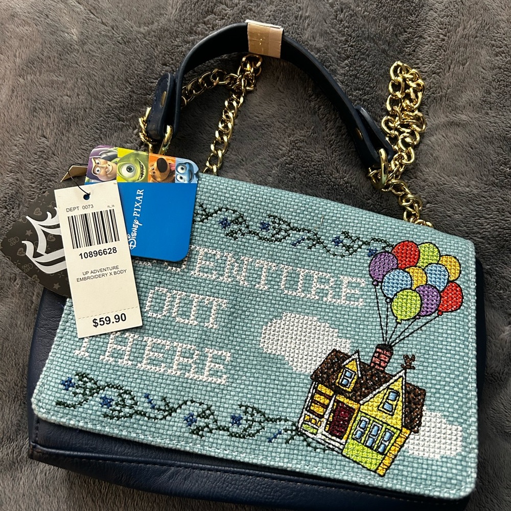 Loungefly Up Adventure is Out There BNWT crossbody